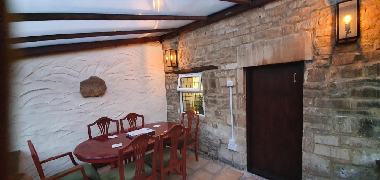 Quirky Cottage - Dogs Welcome Corsham Exterior foto