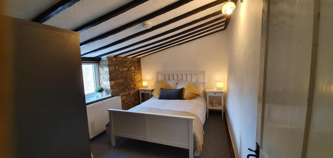 Quirky Cottage - Dogs Welcome Corsham Exterior foto